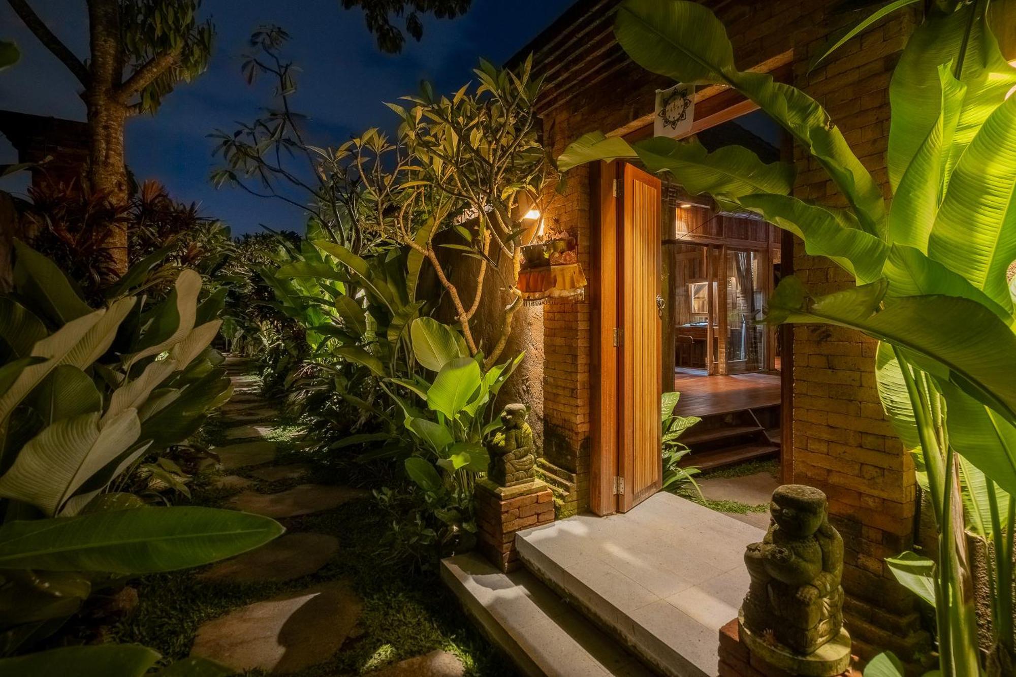 The Ulon Ubud Villa エクステリア 写真